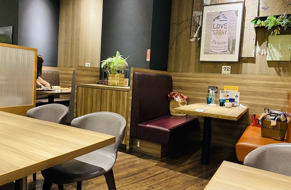 グランブッフェ イオンモール伊丹でランチバイキング店内