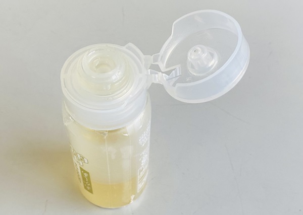 北信濃養蜂場はちみつ「なごみつ あかしあ」チューブタイプ200gフタ使用後